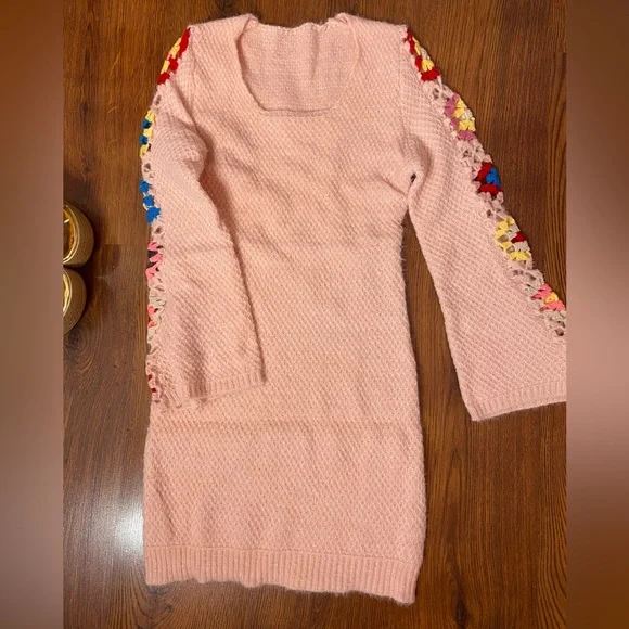 🎀🌷 Retro Style Pink Flare Bell Sleeve Crochet Floral Embroidery Sweater Dress 🌷🎀 - Picture 14 of 15